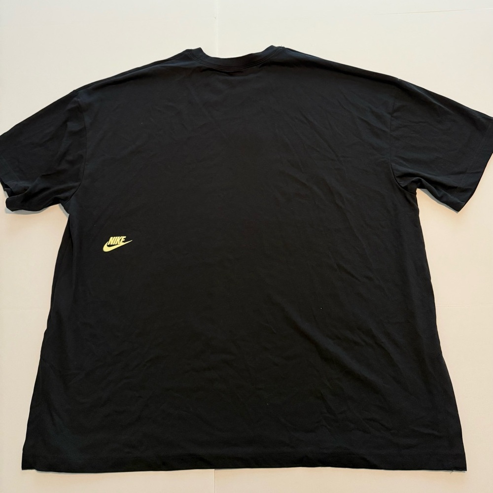 New WOMEN'S NIKE BLACK with YELLOW OVERSIZED GRAPHIC DANCE T-SHIRT, L and XL - Picture 6 of 8